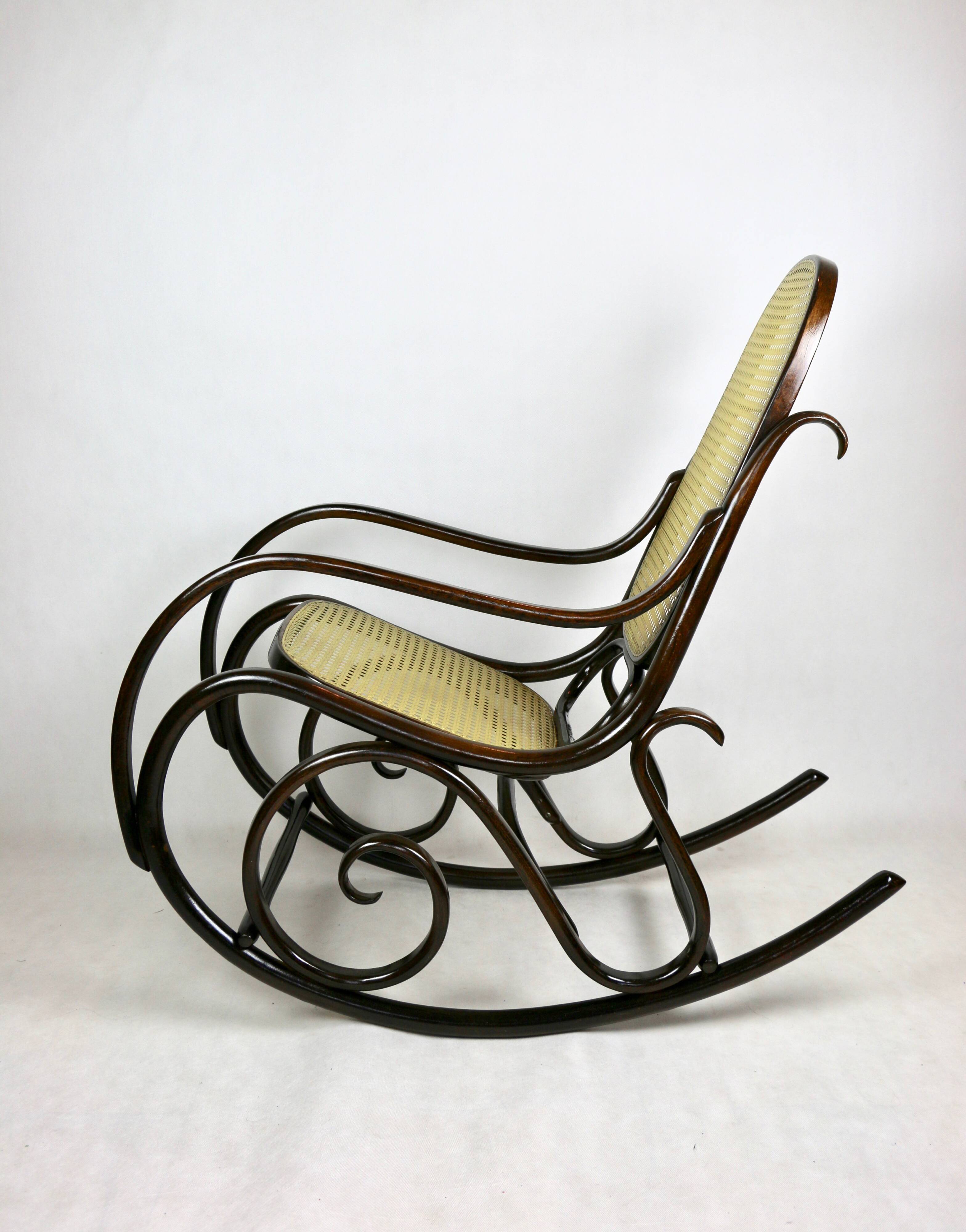 Vintage Brown Rocking Chair by Michael Thonet