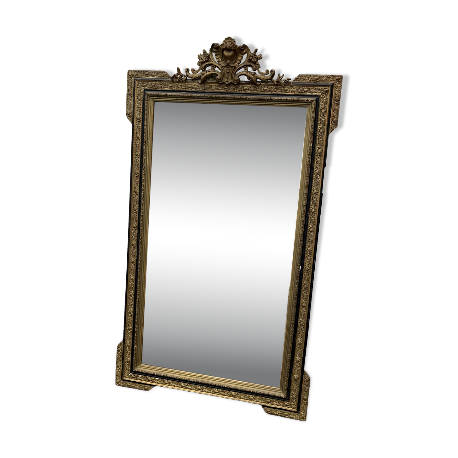 Large antique gilt mirror with scroll and shell decoration, 144 cm