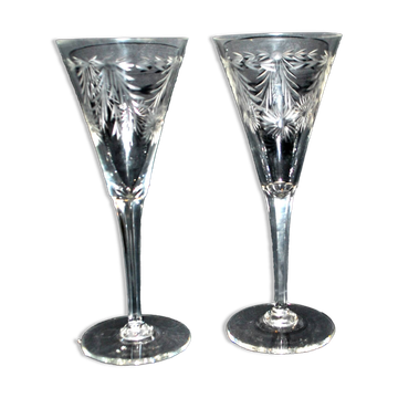 Set of 2 Roemer wine glasses in Saint-Louis crystal? engraved with the garland wheel 1900 H20cm