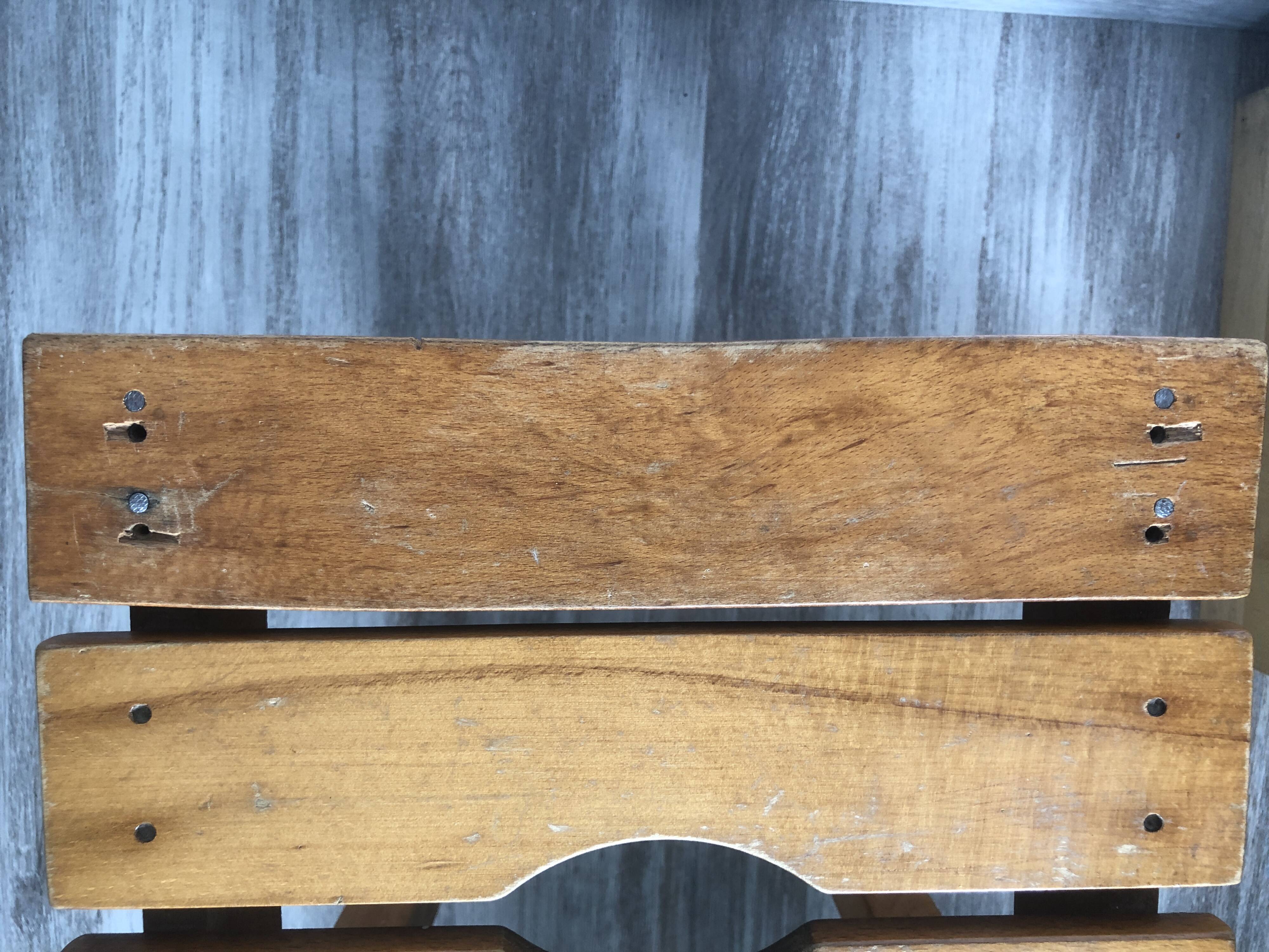 Tabouret vintage en bois