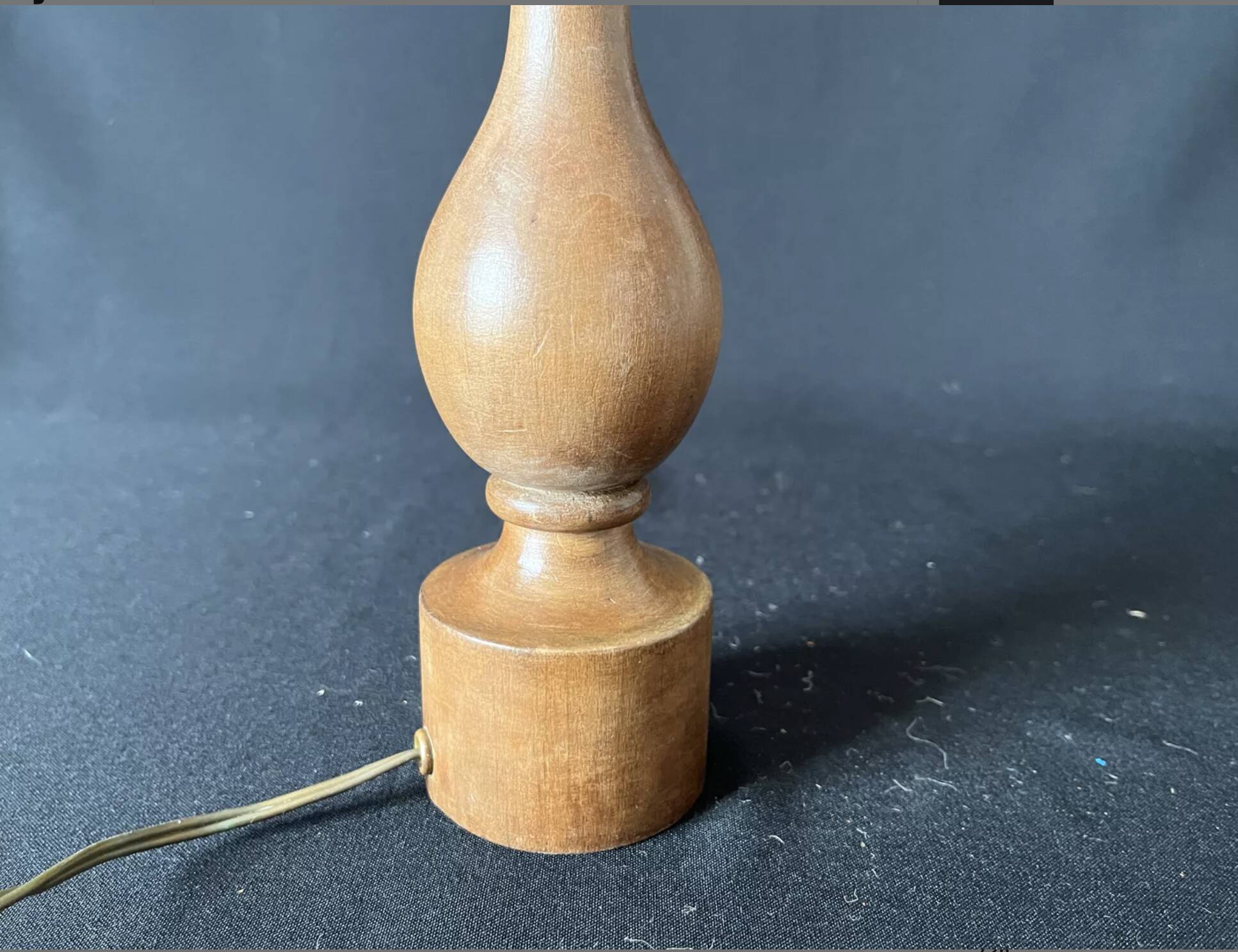 Philippe Capelle vintage 1970s table lamp in turned wood with rope shade