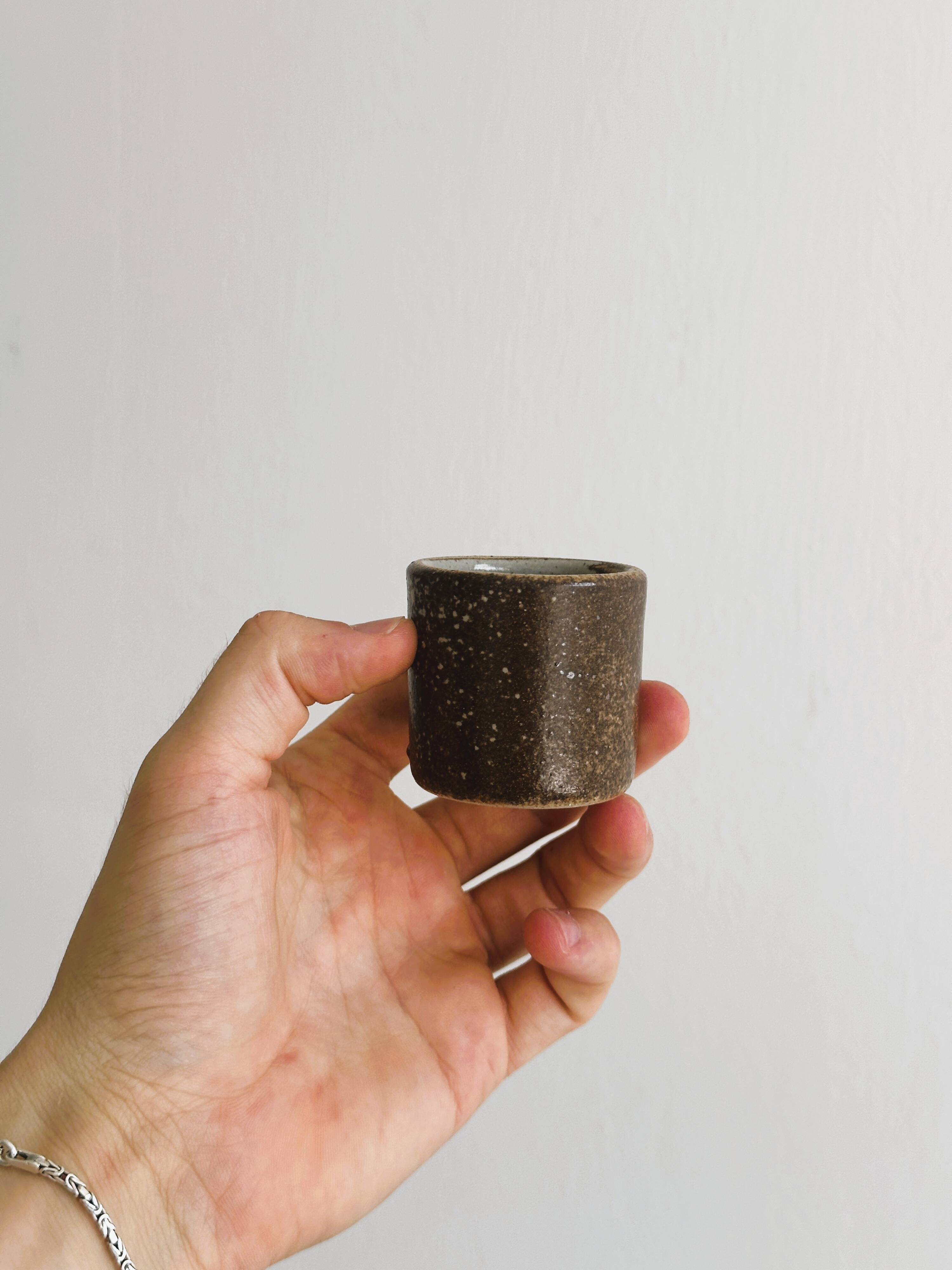 Handcrafted stoneware set of 6 liqueur glasses and matching plate