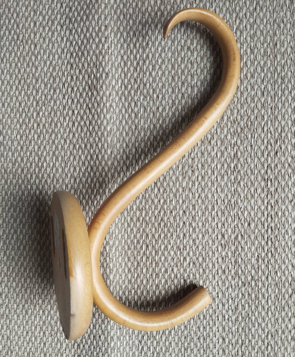 Curved wooden coat hook