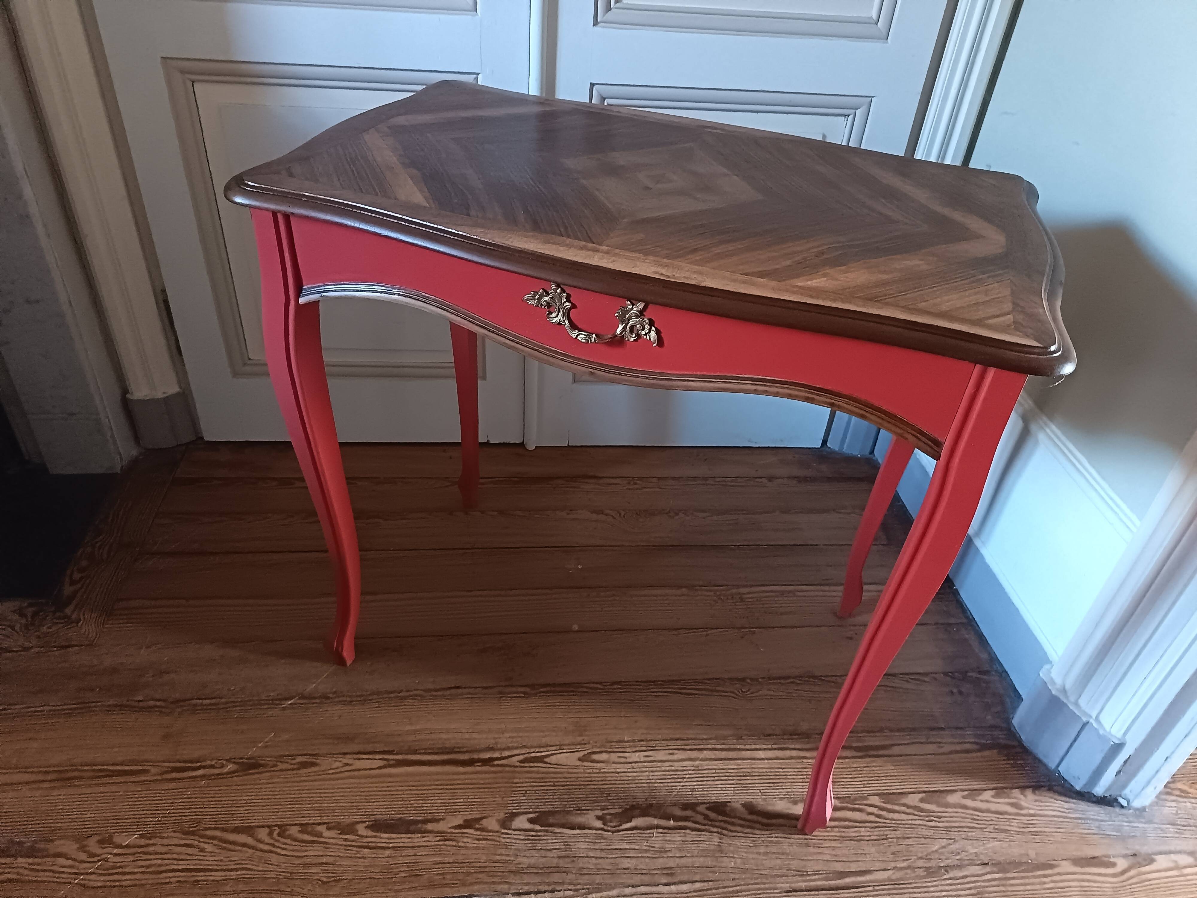 Bureau polychrome style Louis XV