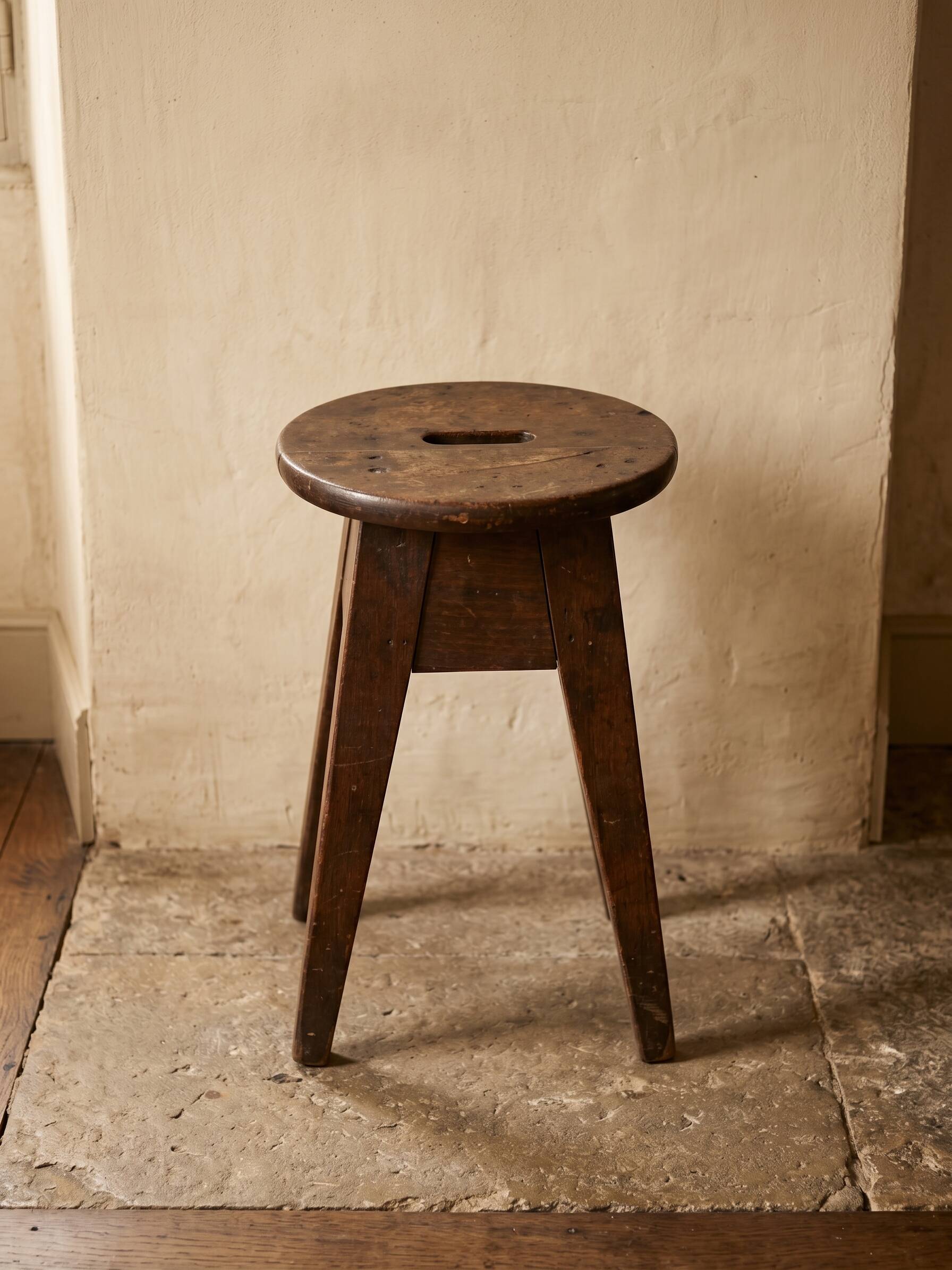 Ancien tabouret