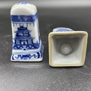 Elegant table set, Chinese porcelain, blue and white, condiments.