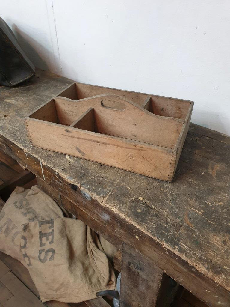 Wooden crate