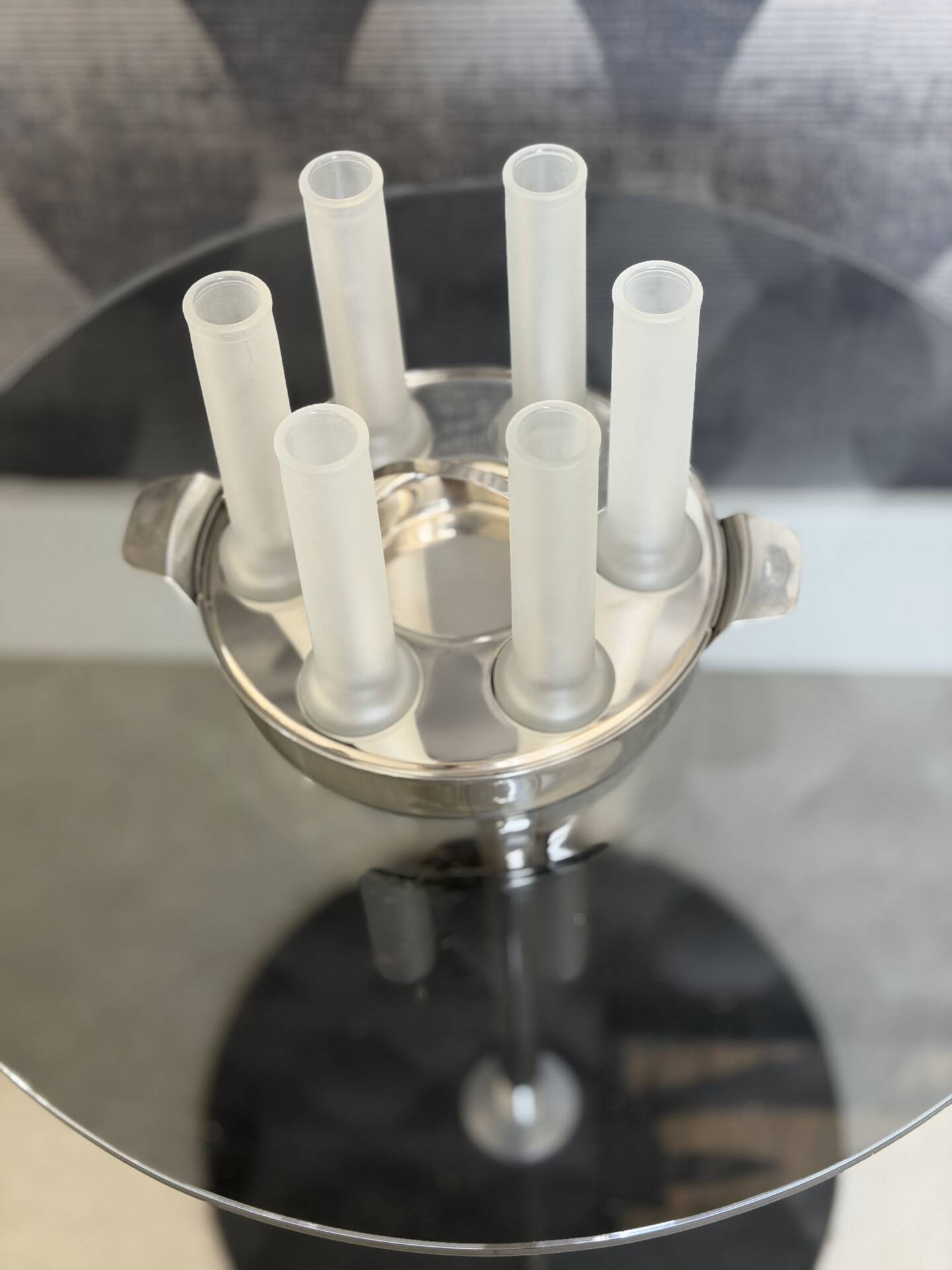 Service Vodka Caviar vintage 1970s – Complete with cooling tray.