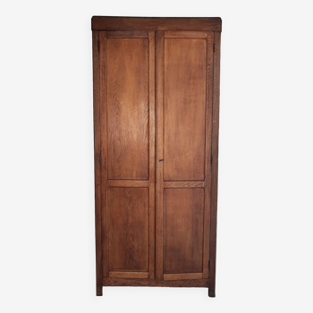 Armoire parisienne