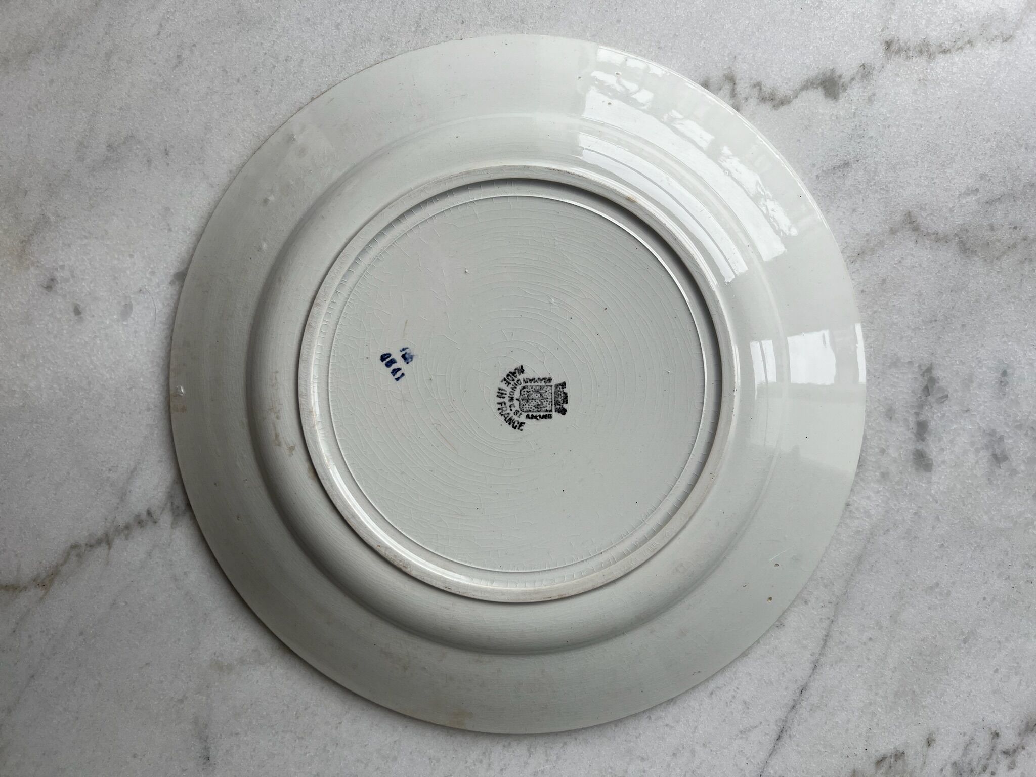 Assiette de présentation Staint Amand