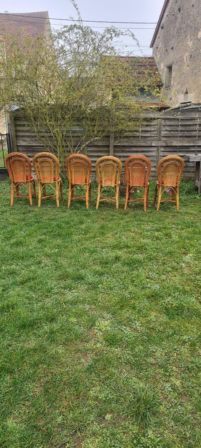 Set of 6 garden chairs