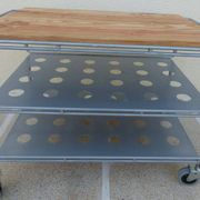 Metallic trolley with wheels, 3 levels with wooden top.