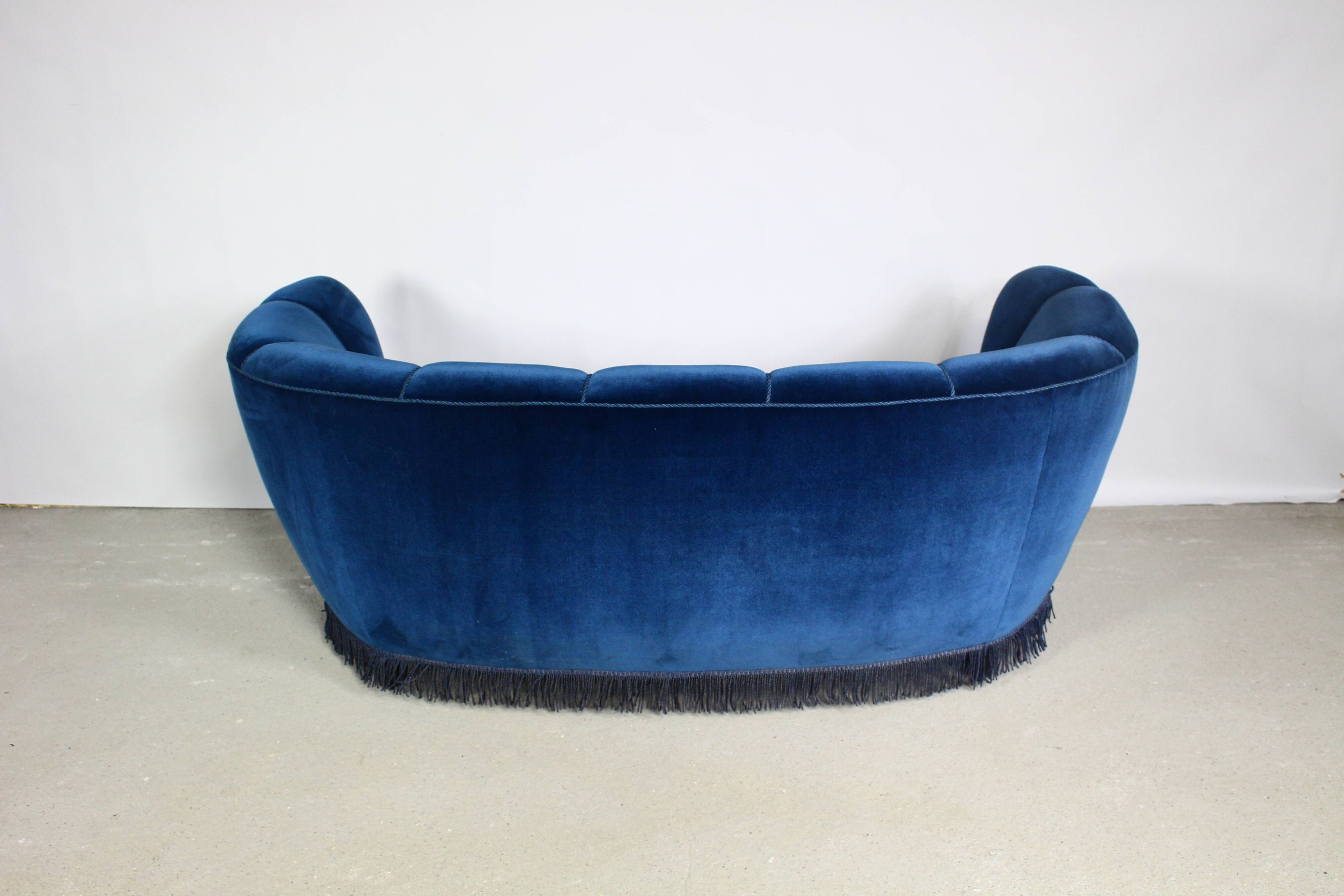 Danish Cabinetmaker Banana Curved Sofa, 1940s