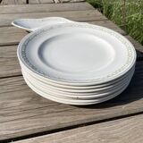 Set of 8 flat plates of Longwy and a small oval dish