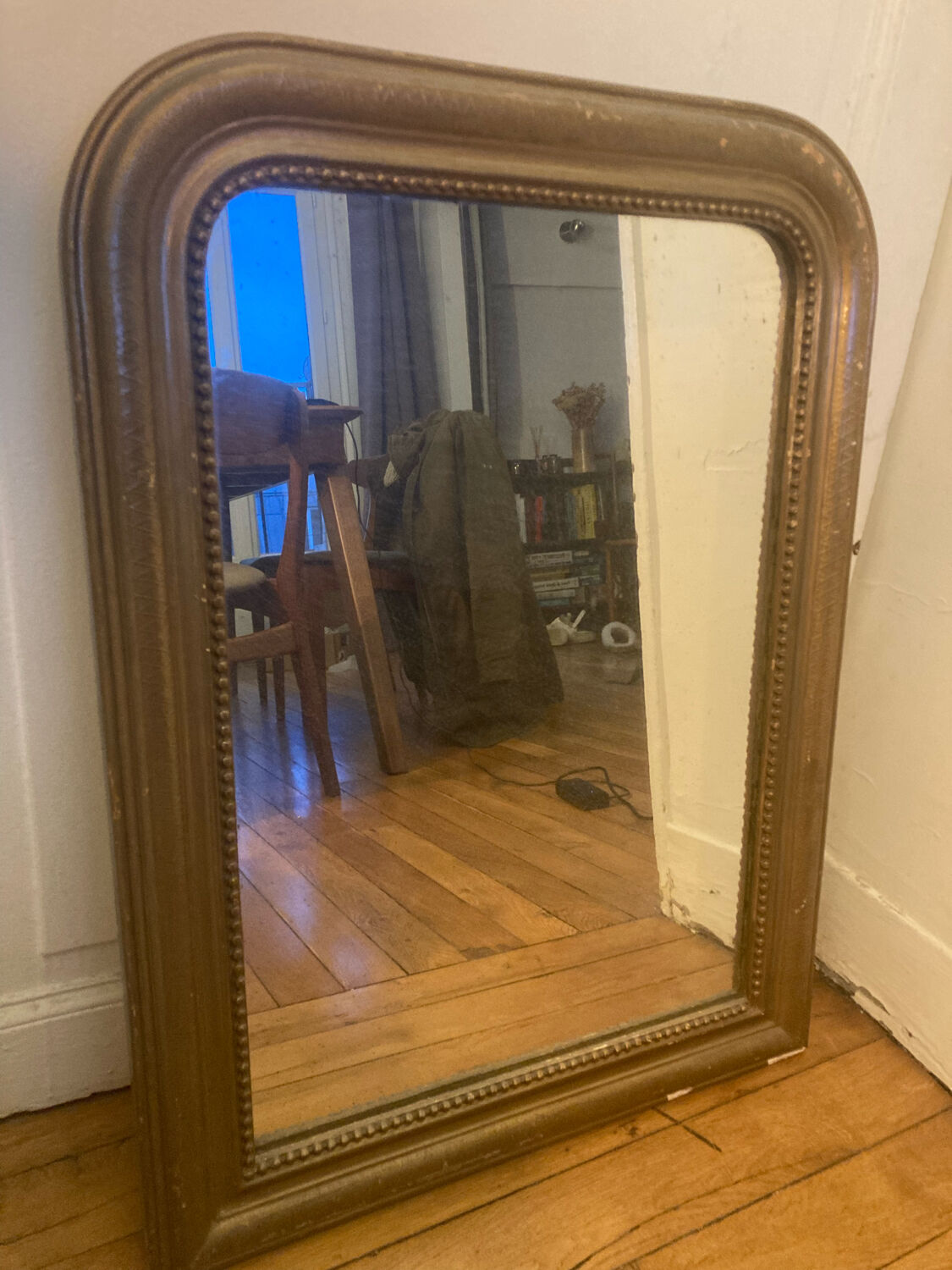 Golden mirror 54x70cm