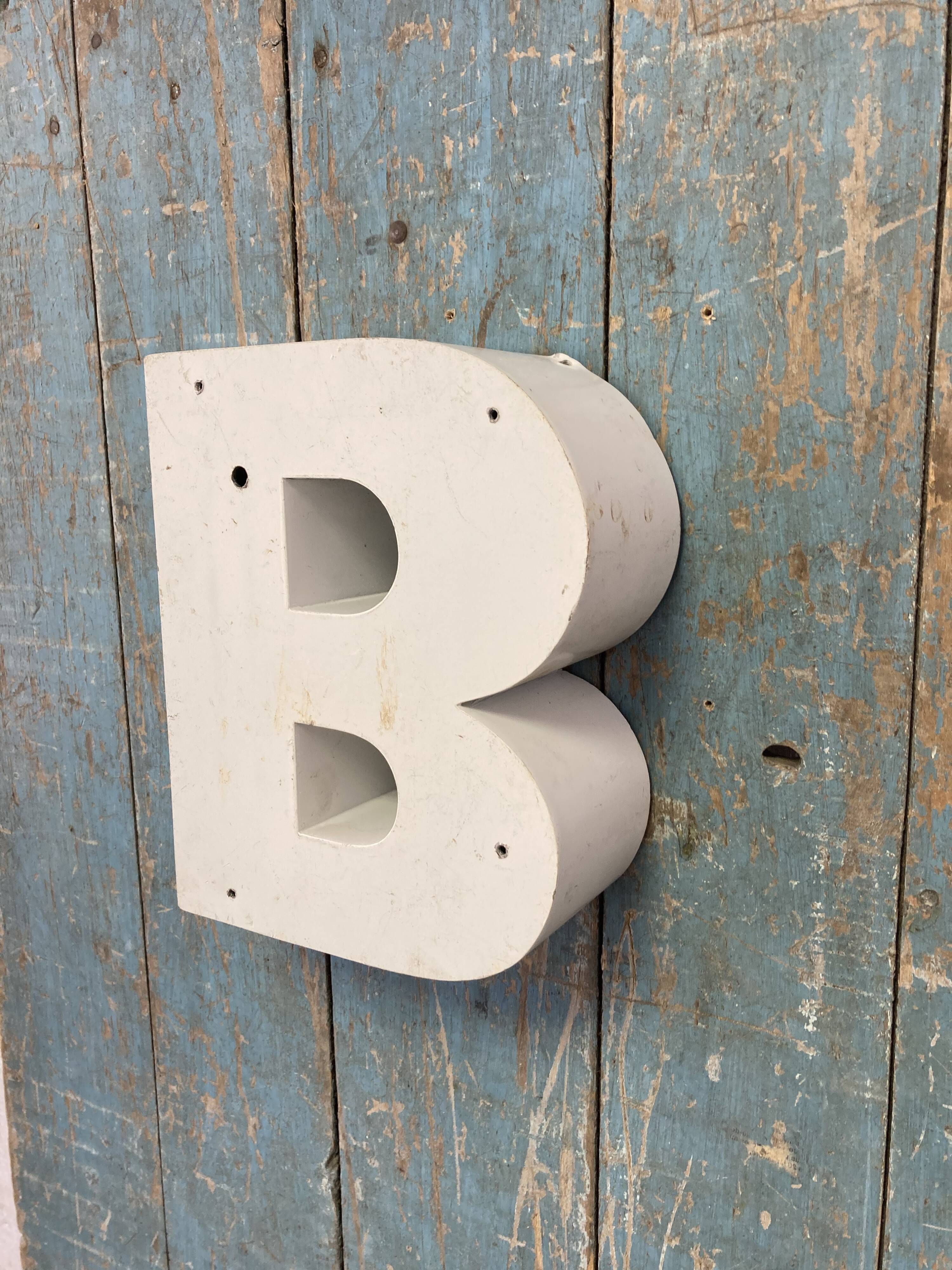 Sign Letter B