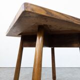 Table d'appoint moderniste en chêne par Jan Vaněk pour Krásná Jizba