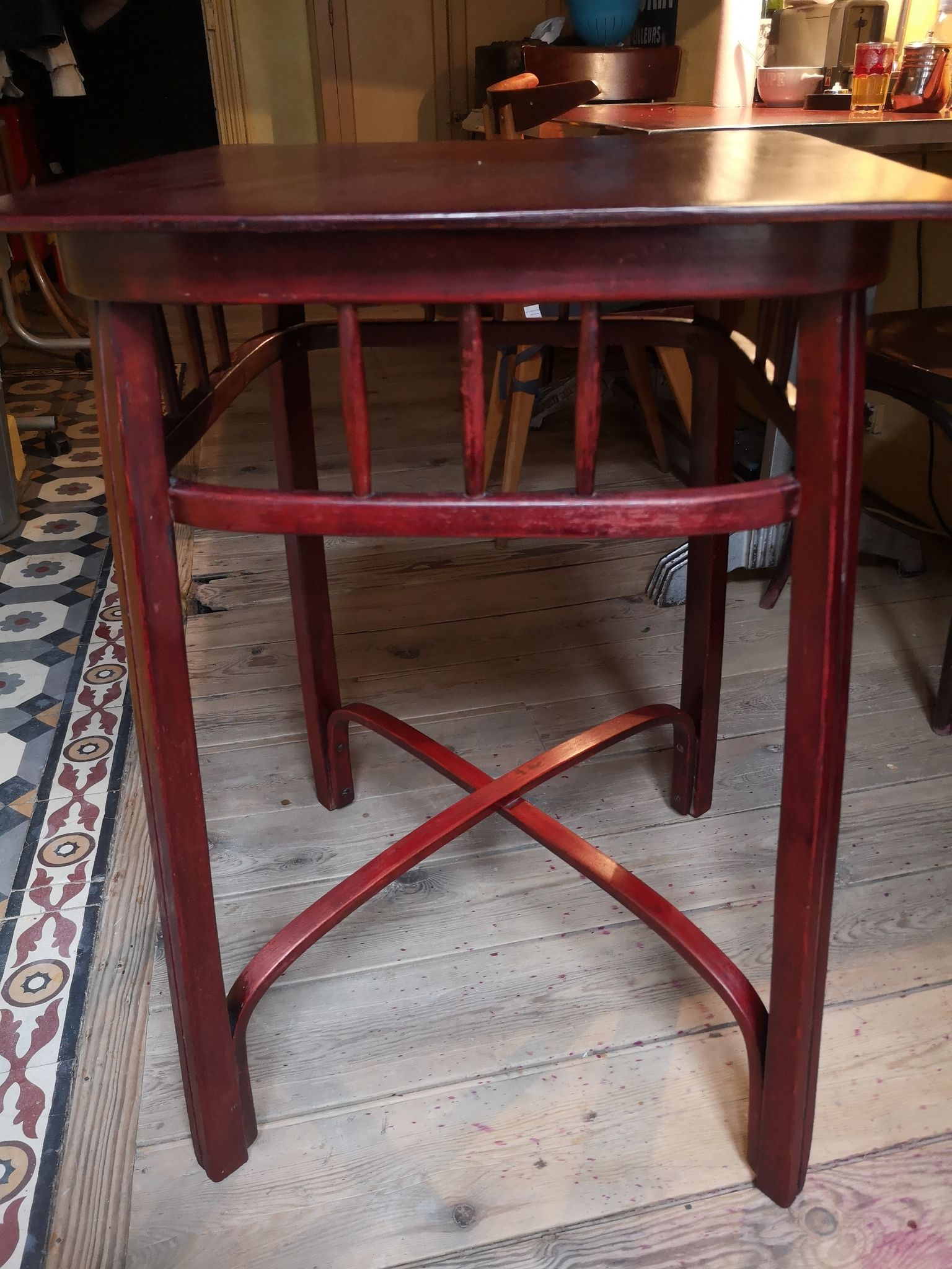 Austrian Art Nouveau side table by Jacob and Joseph Khon design by Gustav Siegel