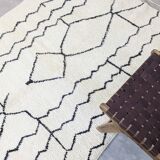 Moroccan Berber wool rug 240 x 150 Cm
