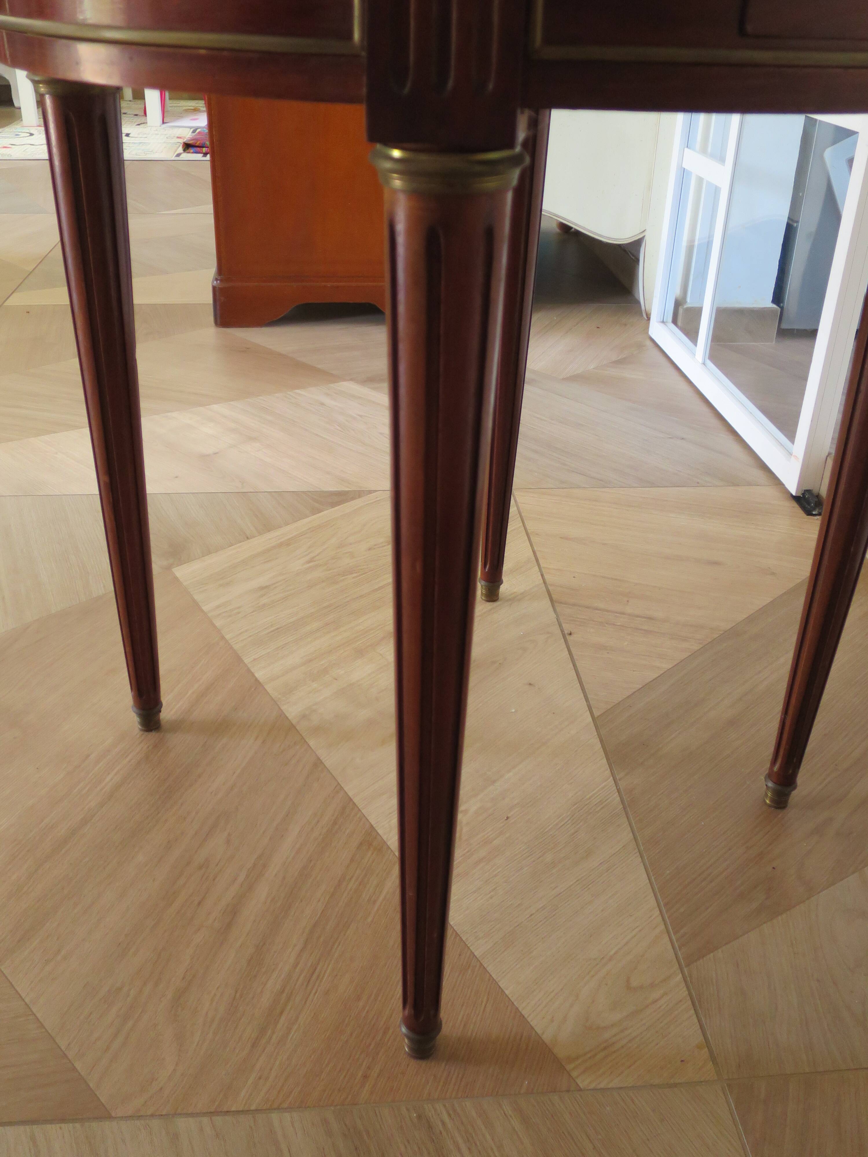 Bouillotte side table - mahogany veneer - white marble - Louis XVI - 1950