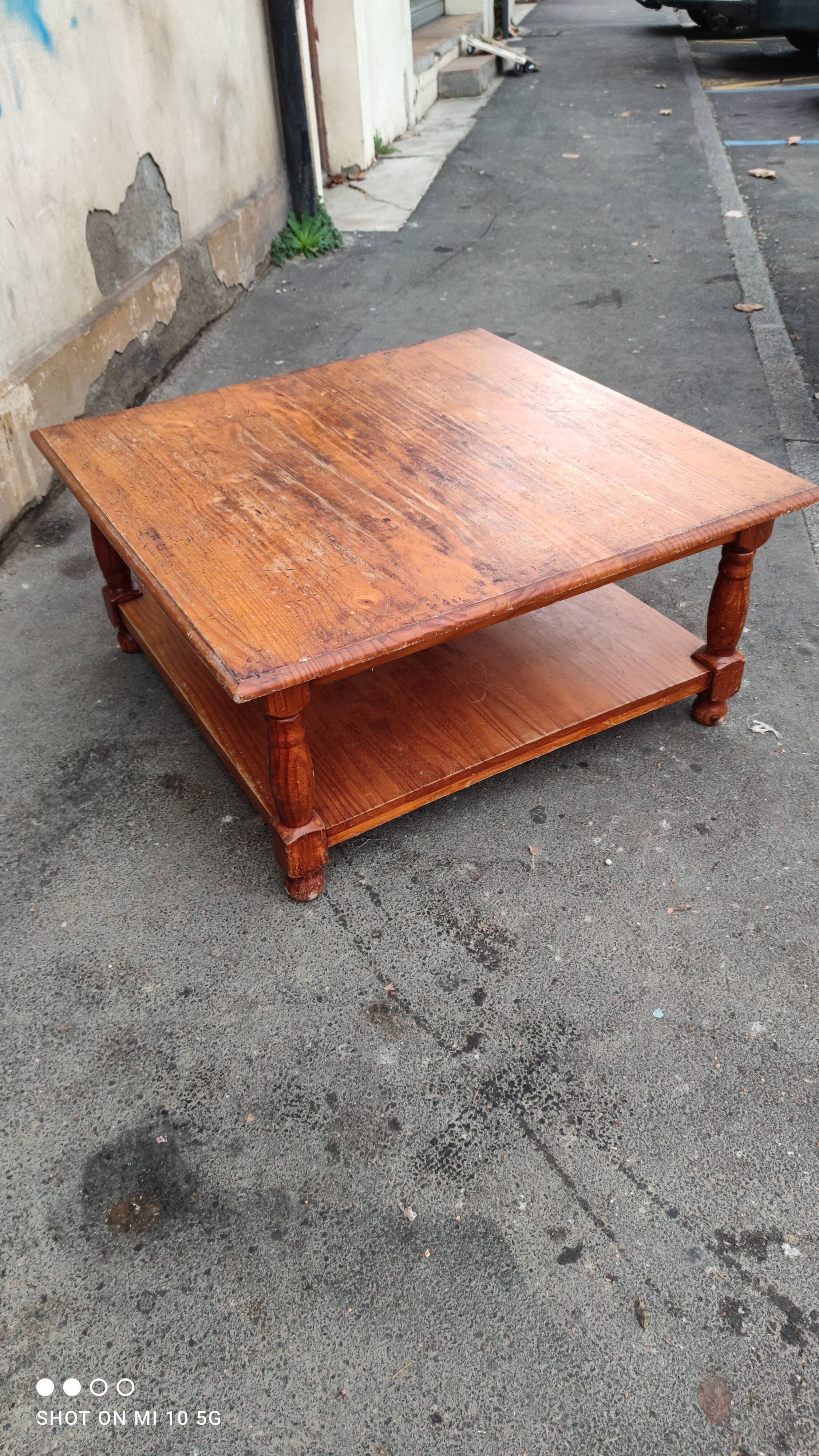 Table basse carré en sapin double plateau