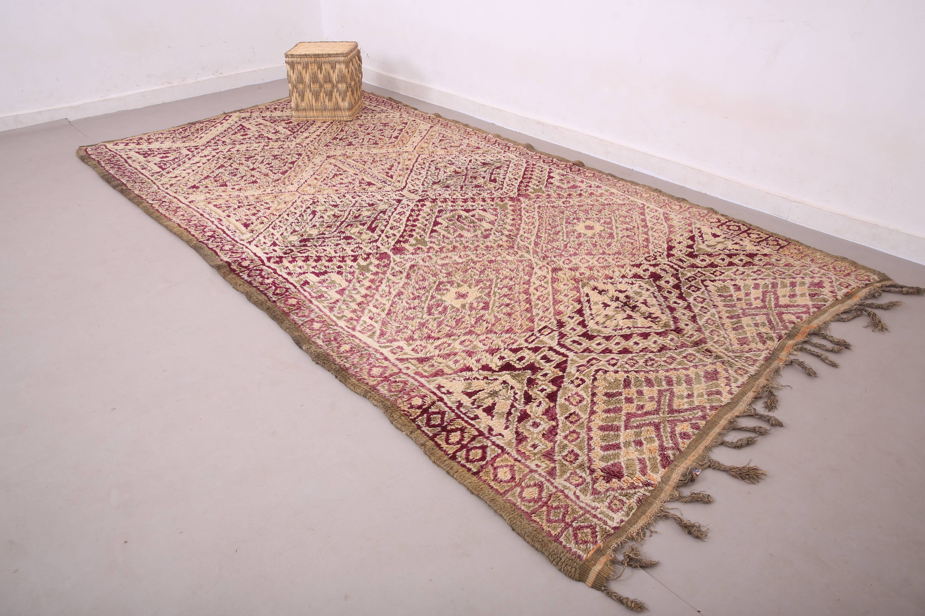 Purple Vintage Beni Mguild Rug 186 x 353 cm - Handmade Berber Wool Rug