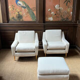 Paire de fauteuils et repose pied