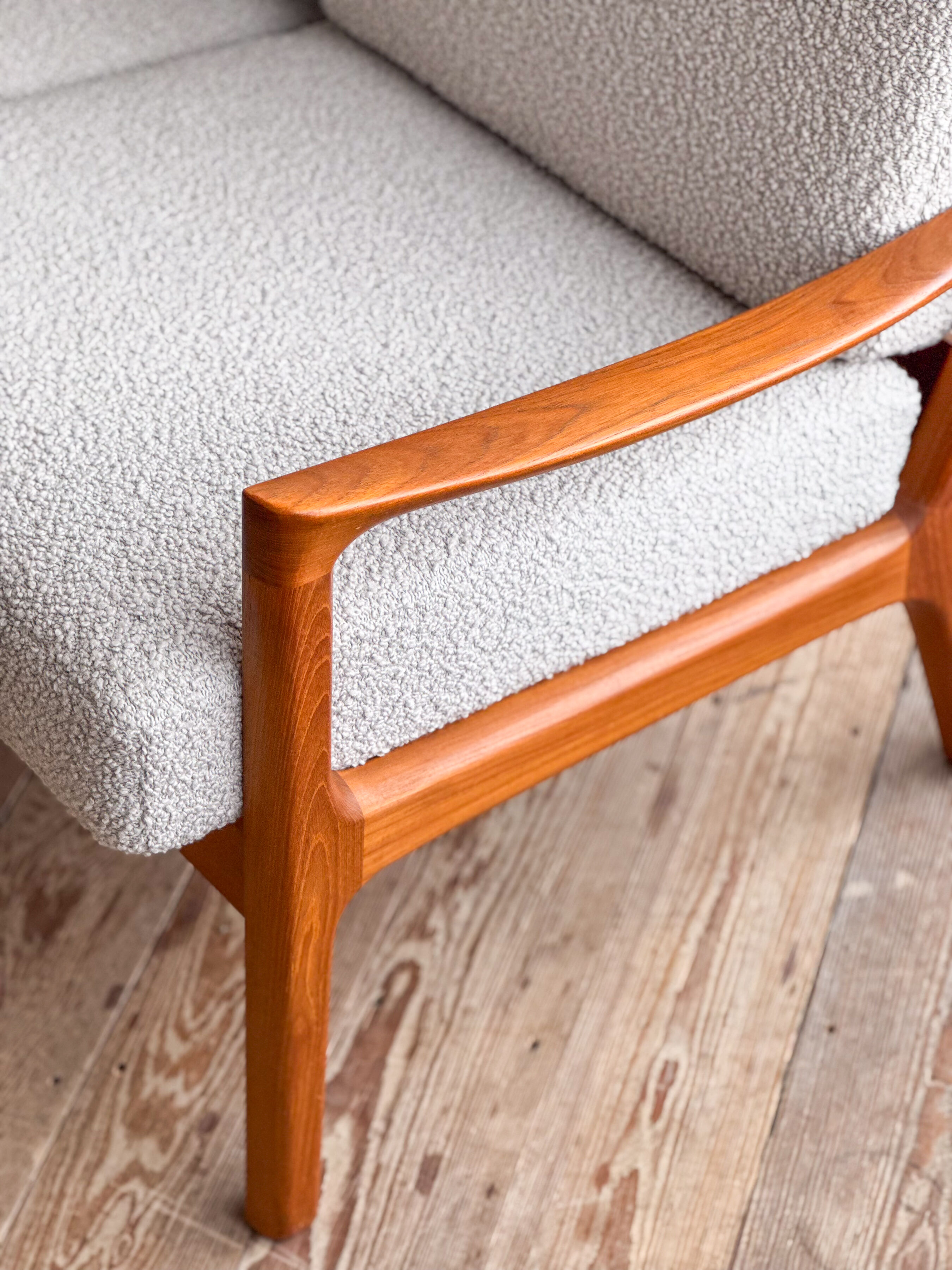 Canapé deux places, Ole Wanscher pour France & Son, série Senator, en teck