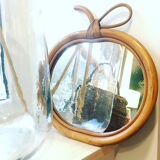 Vintage apple mirror in rattan 33X32cm