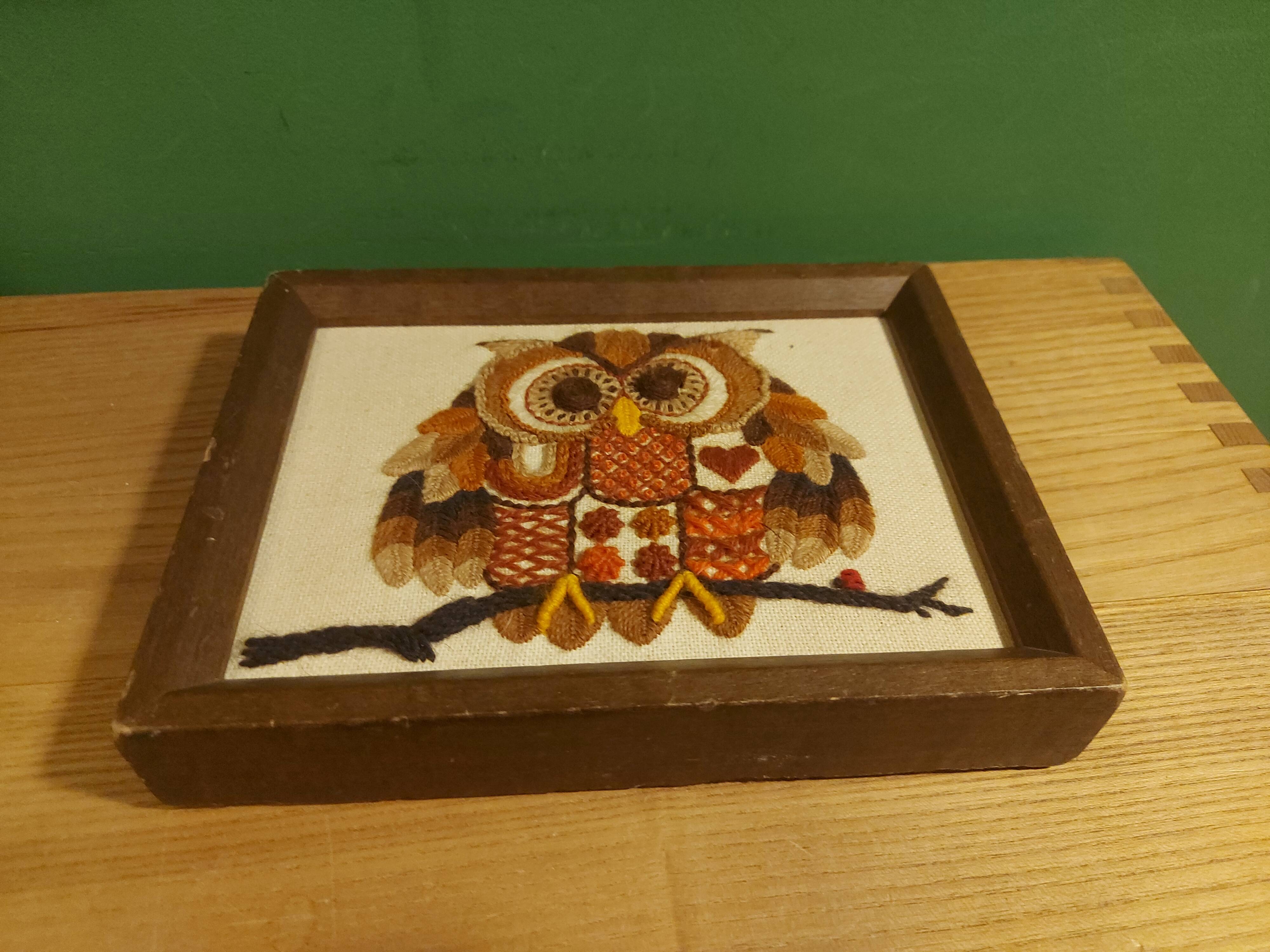 Tapestry decor of vintage owl 70'S, Sunset design