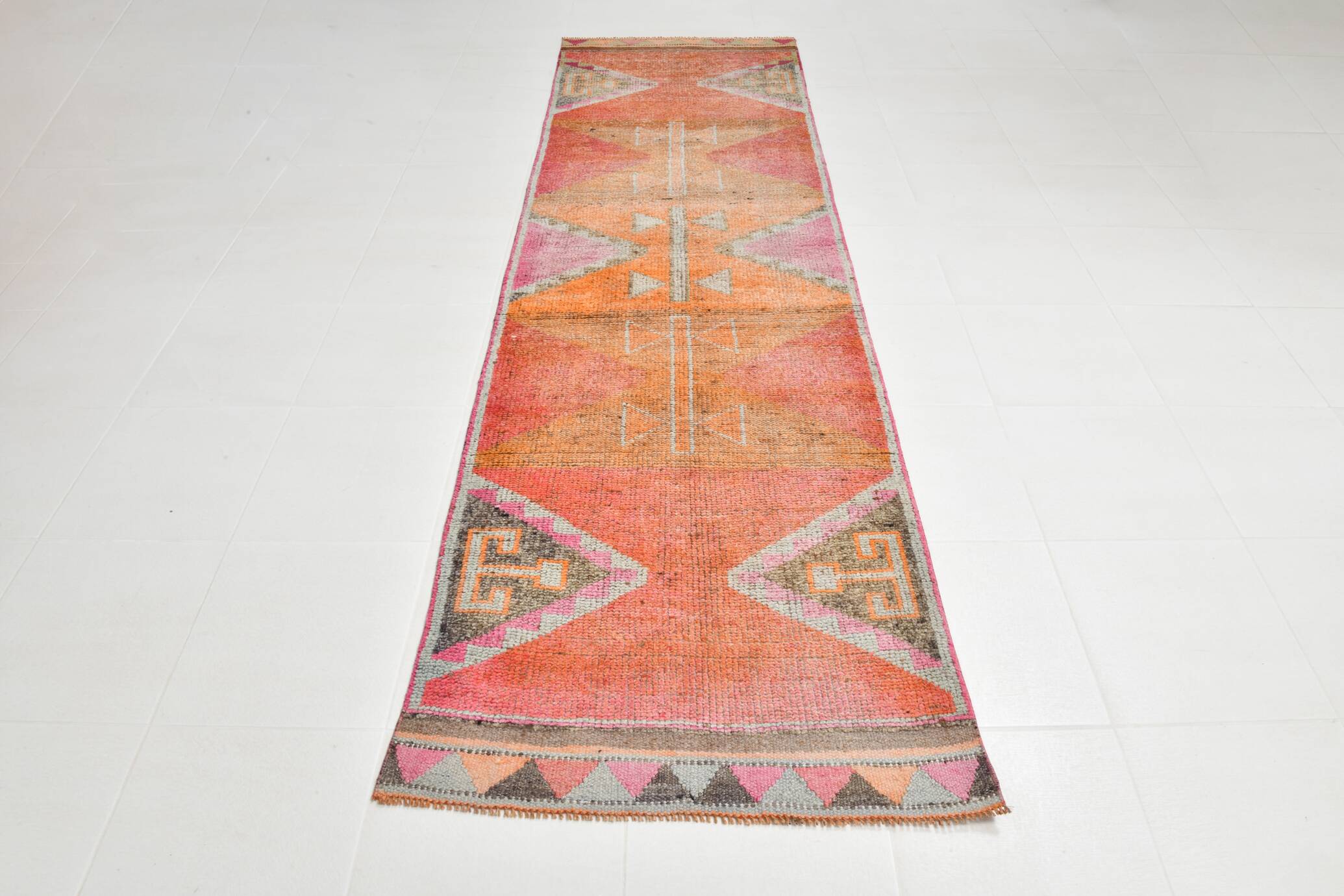 3x11 Shades Of Pink Antique Runner Rug, Handmade Runner Rug, 96x329Cm