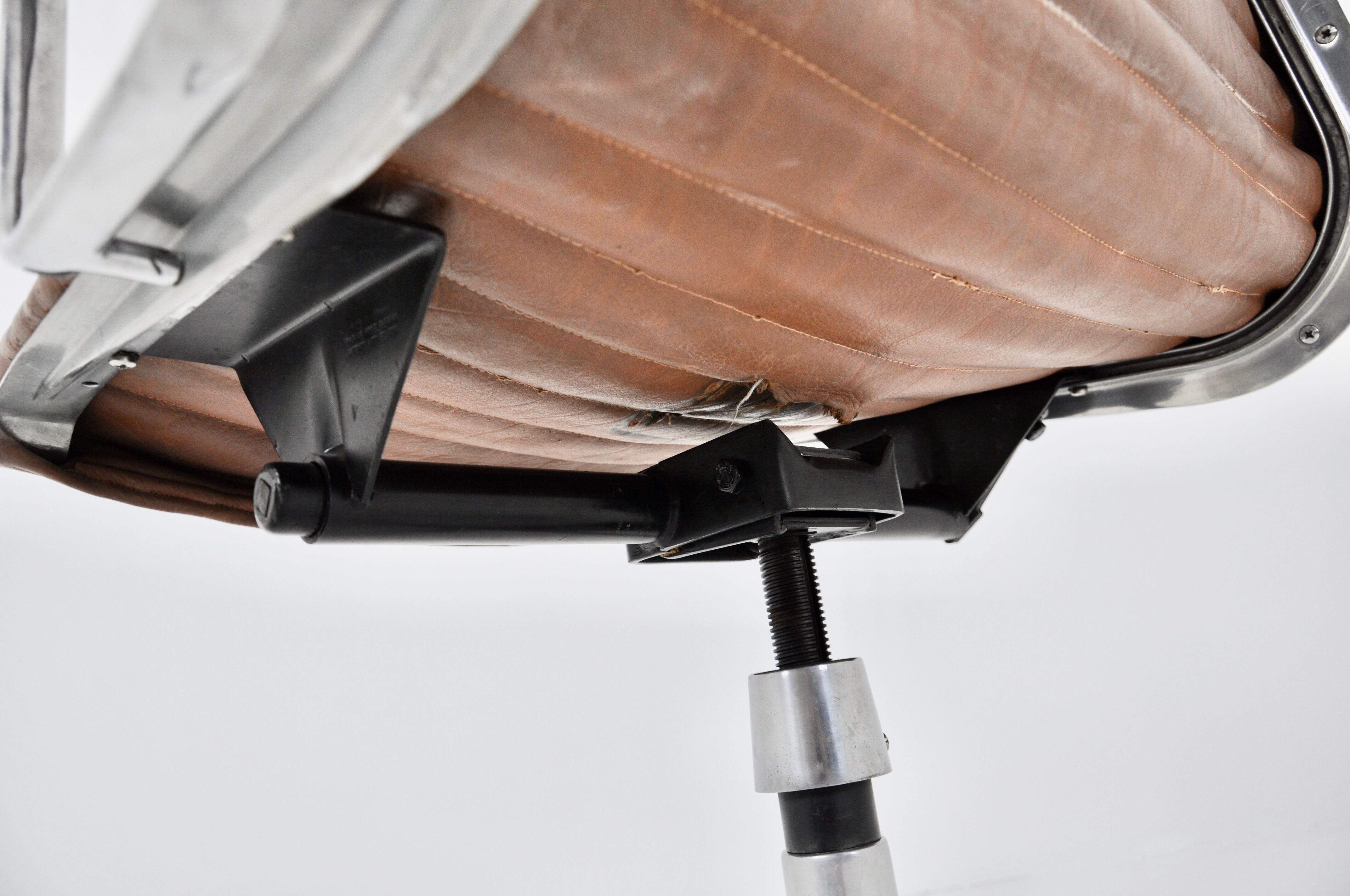Office chair by Charles & Ray Eames for Herman Miller 1970S