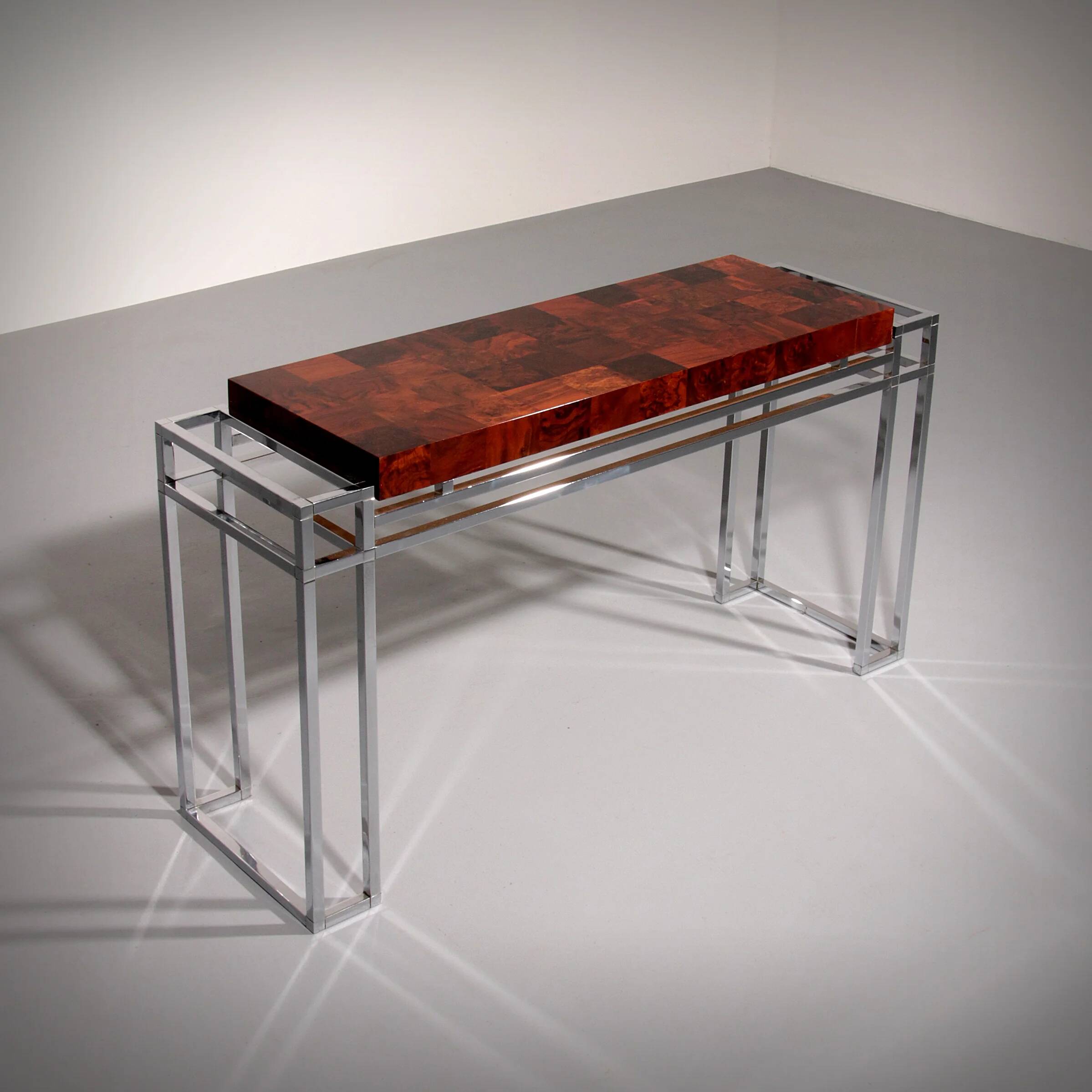 Table console en chrome et bois d'Aldo Tura, années 1970
