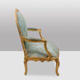 Salon de style Louis XV à chassis en bois doré. Circa 1880.