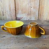 Lot tasse a café ancienne marron et jaune Sarreguemines France