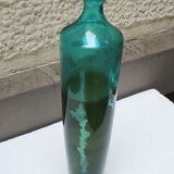 Ancienne bouteille en verre bleu