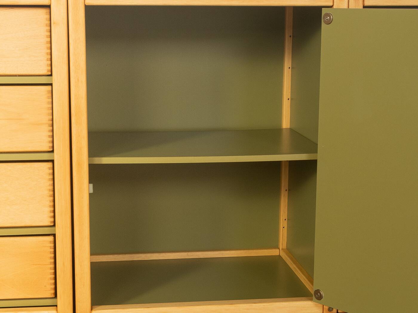 Modular four-piece profile system by Flötotto