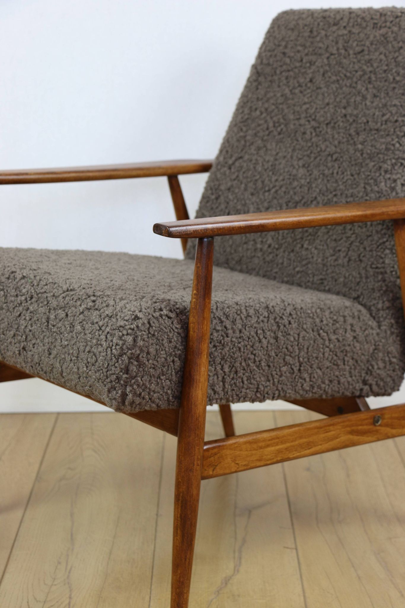 Armchair 'Lis', 1970s brown chocolate brown boucle design by Henryk Lis - 2 pieces available