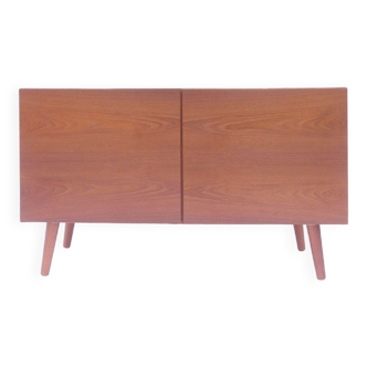 Enfilade Ib K Larsen scandinave