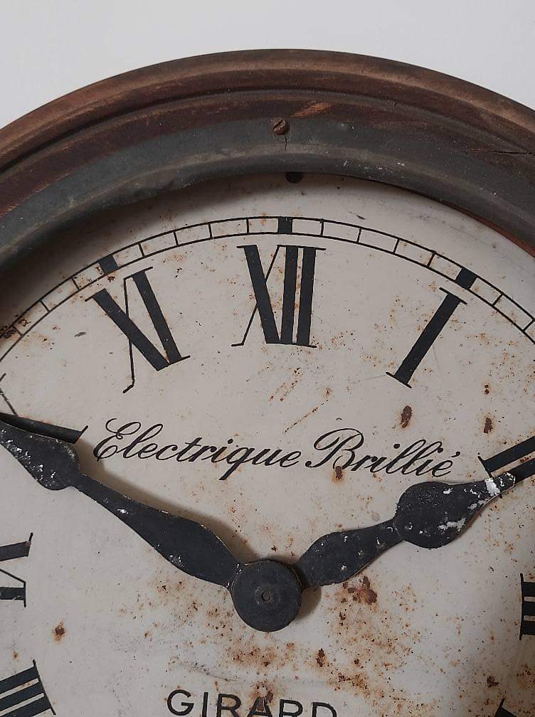 Old clock brand Brillé
