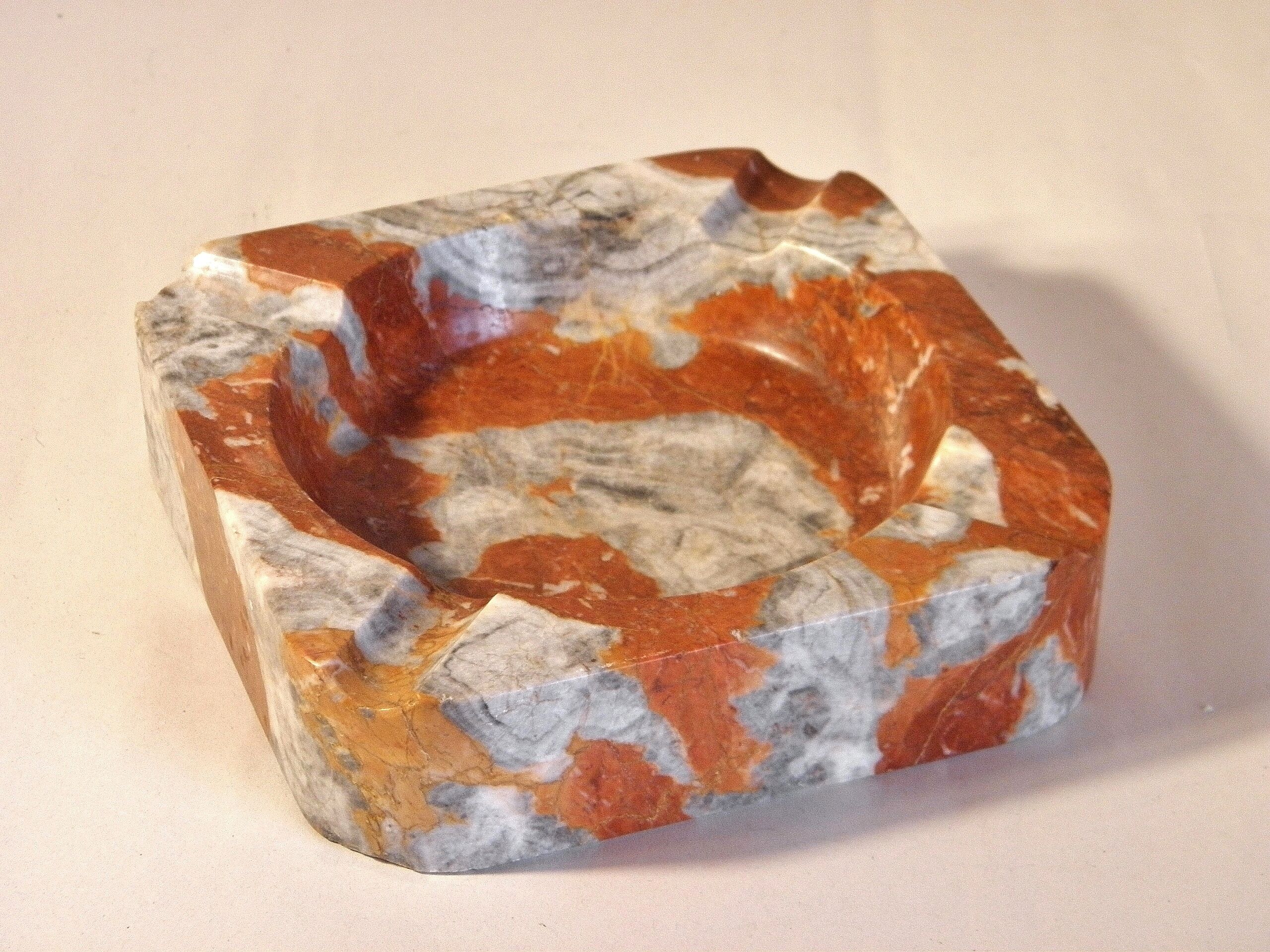 Marble ashtray 15 x 15 cm
