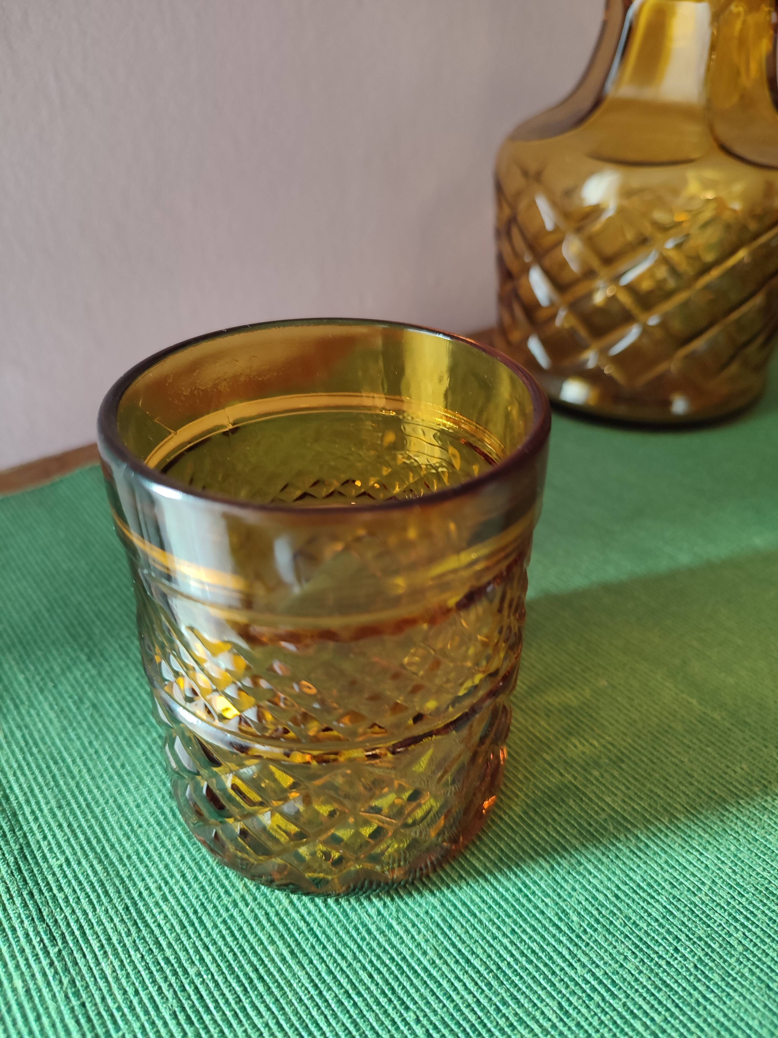 Italian glass pitcher accompanied by its 6 glasses