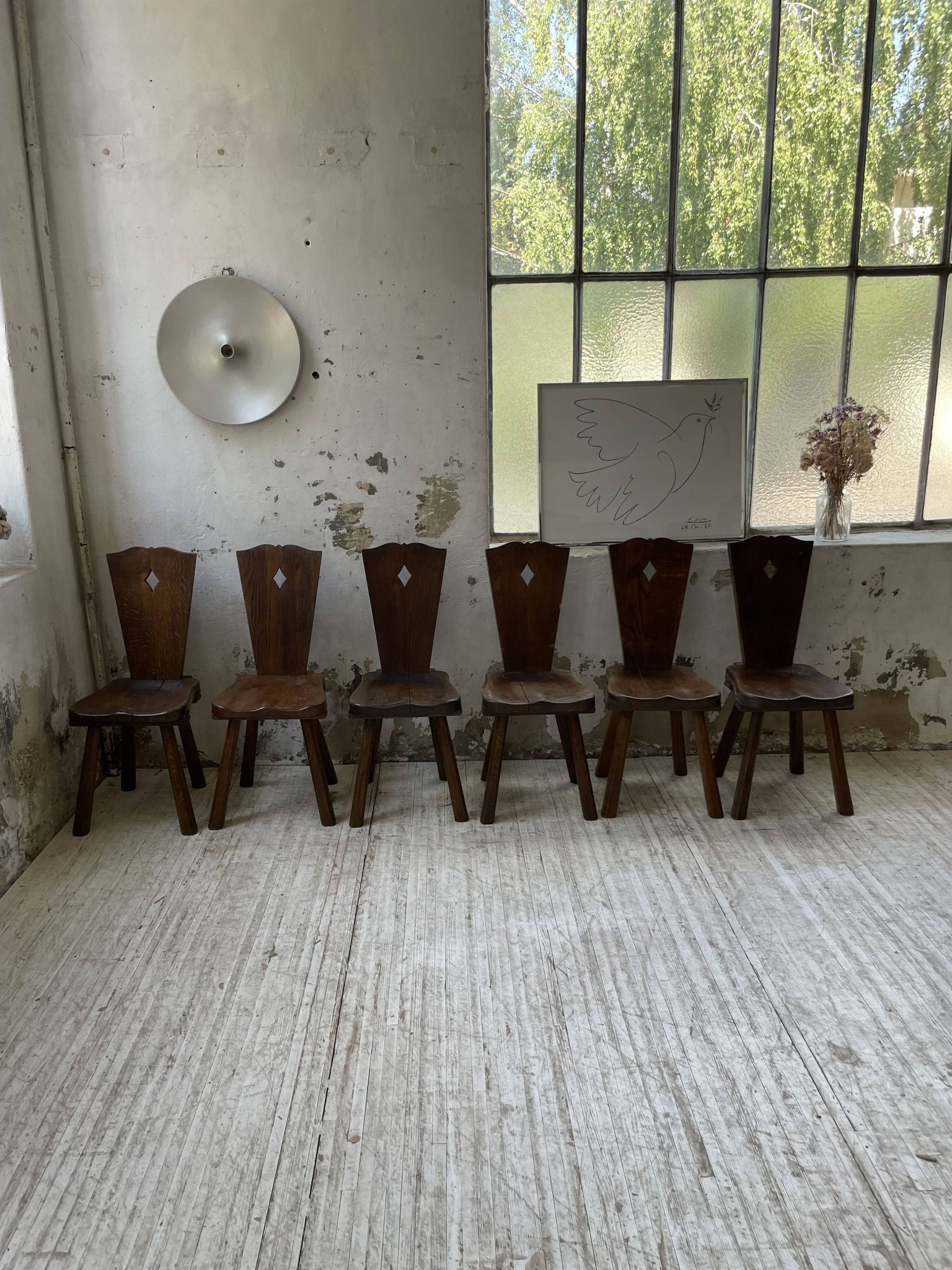 Solid oak chairs Savoyard cap popular art