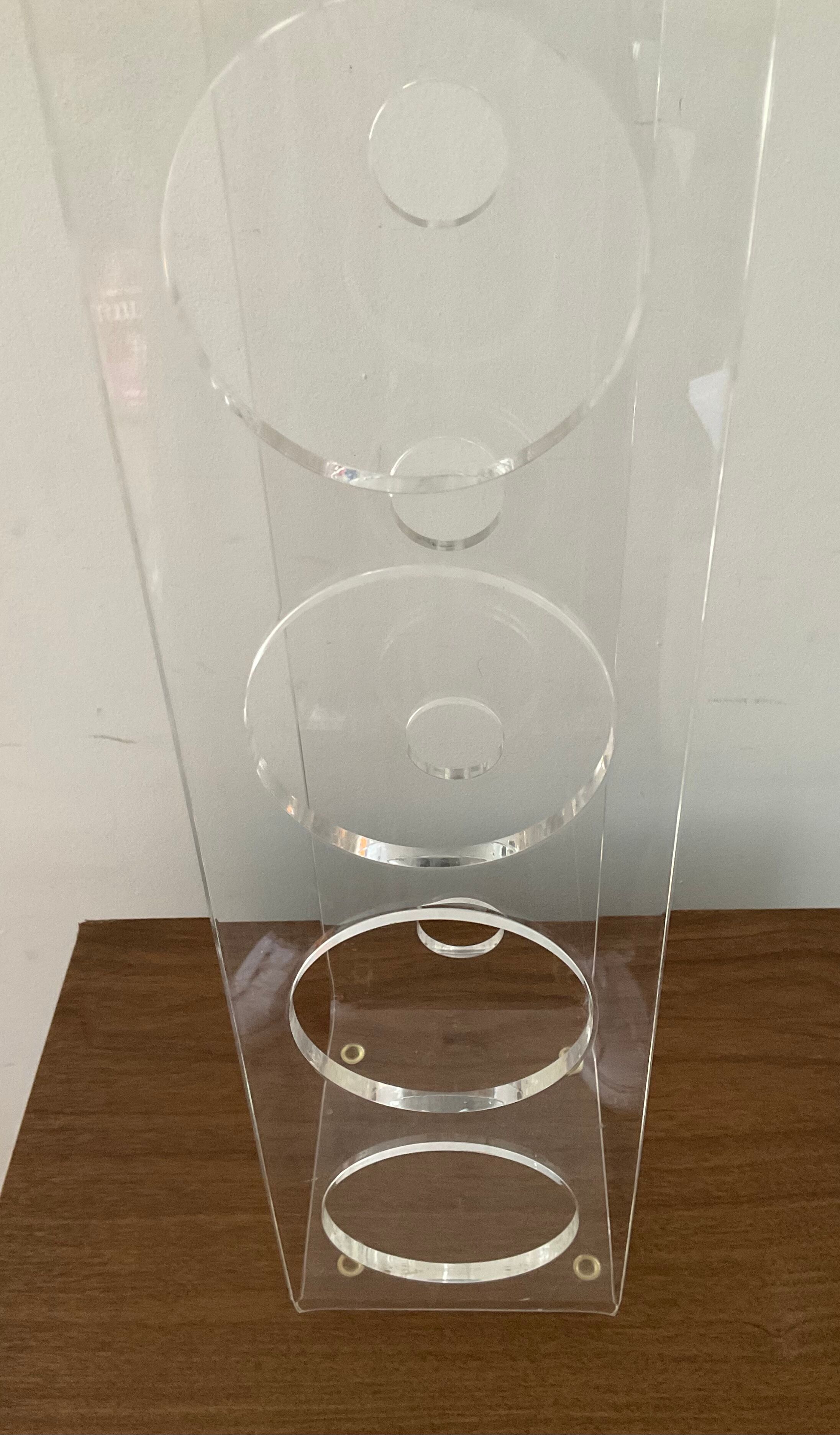 Plexiglas bottle holder