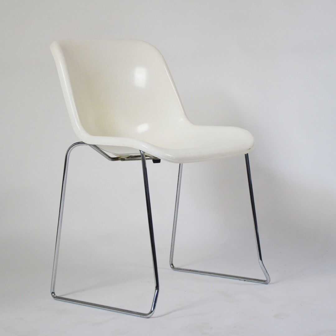 Artifort Houtoku Spirit Chairs