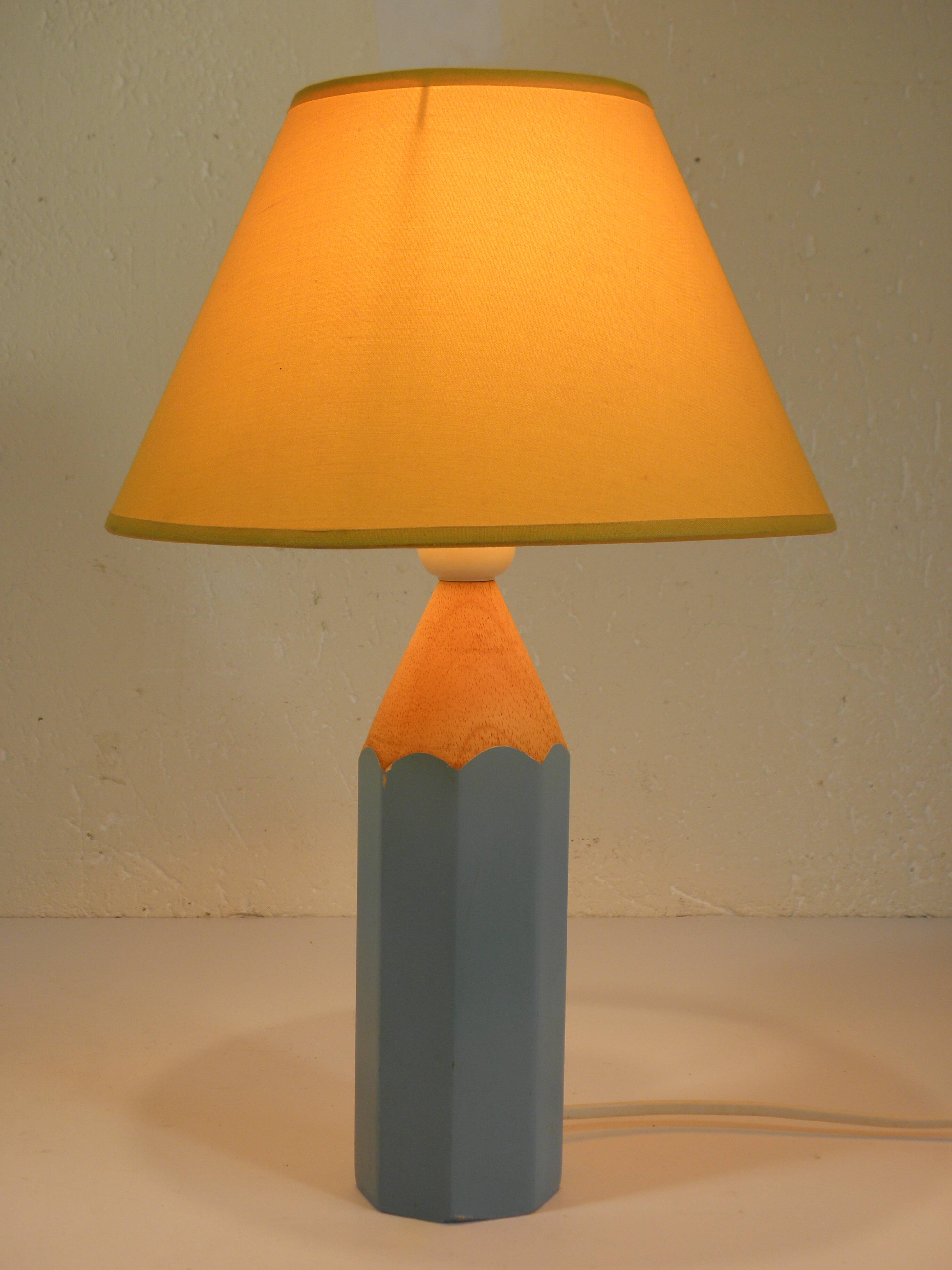 "CRAYON" WOODEN LAMP