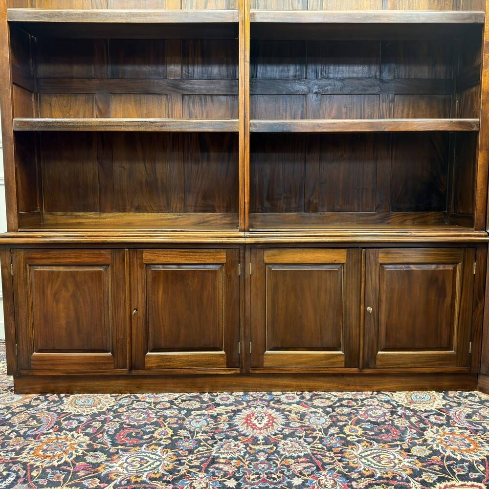Bibliothèque d'angle classique