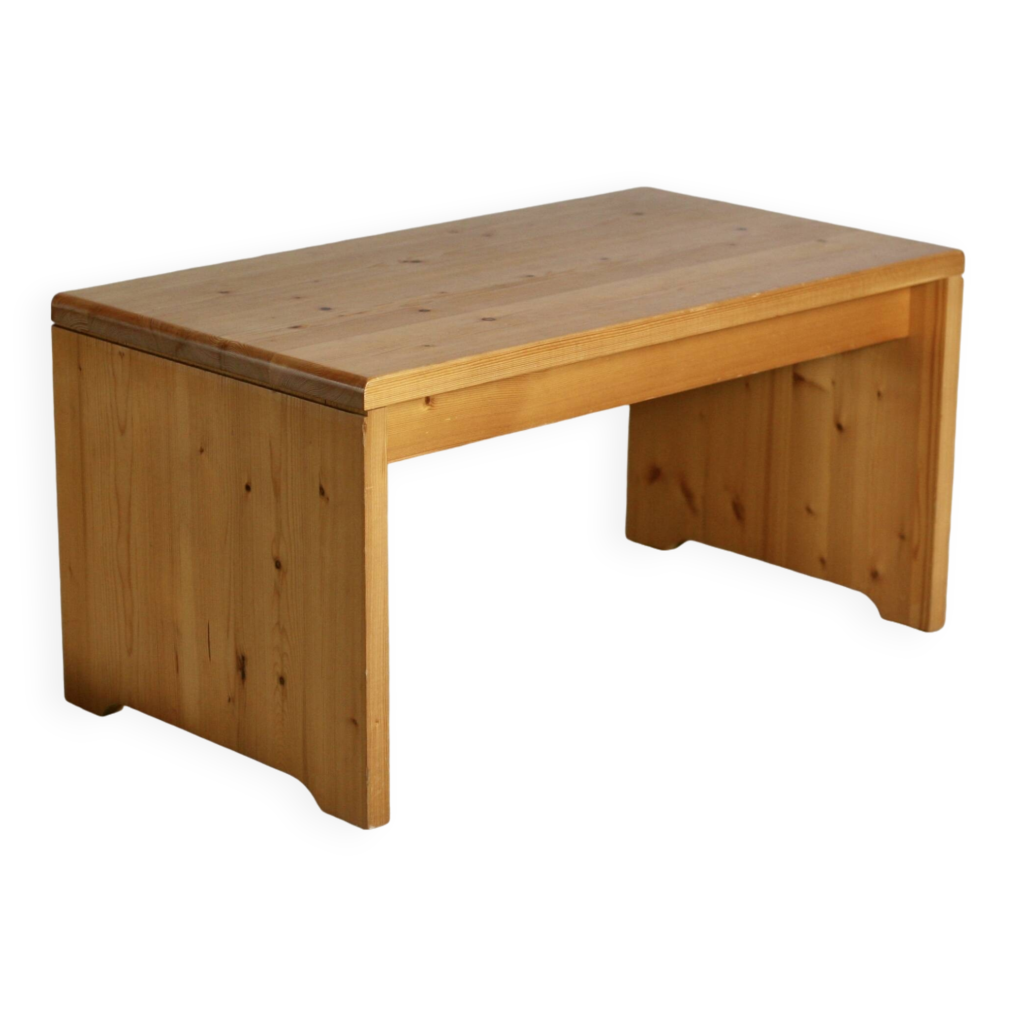 Charlotte Perriand (selection of) for Les Arcs, rare pine coffee table, France, circa 1960