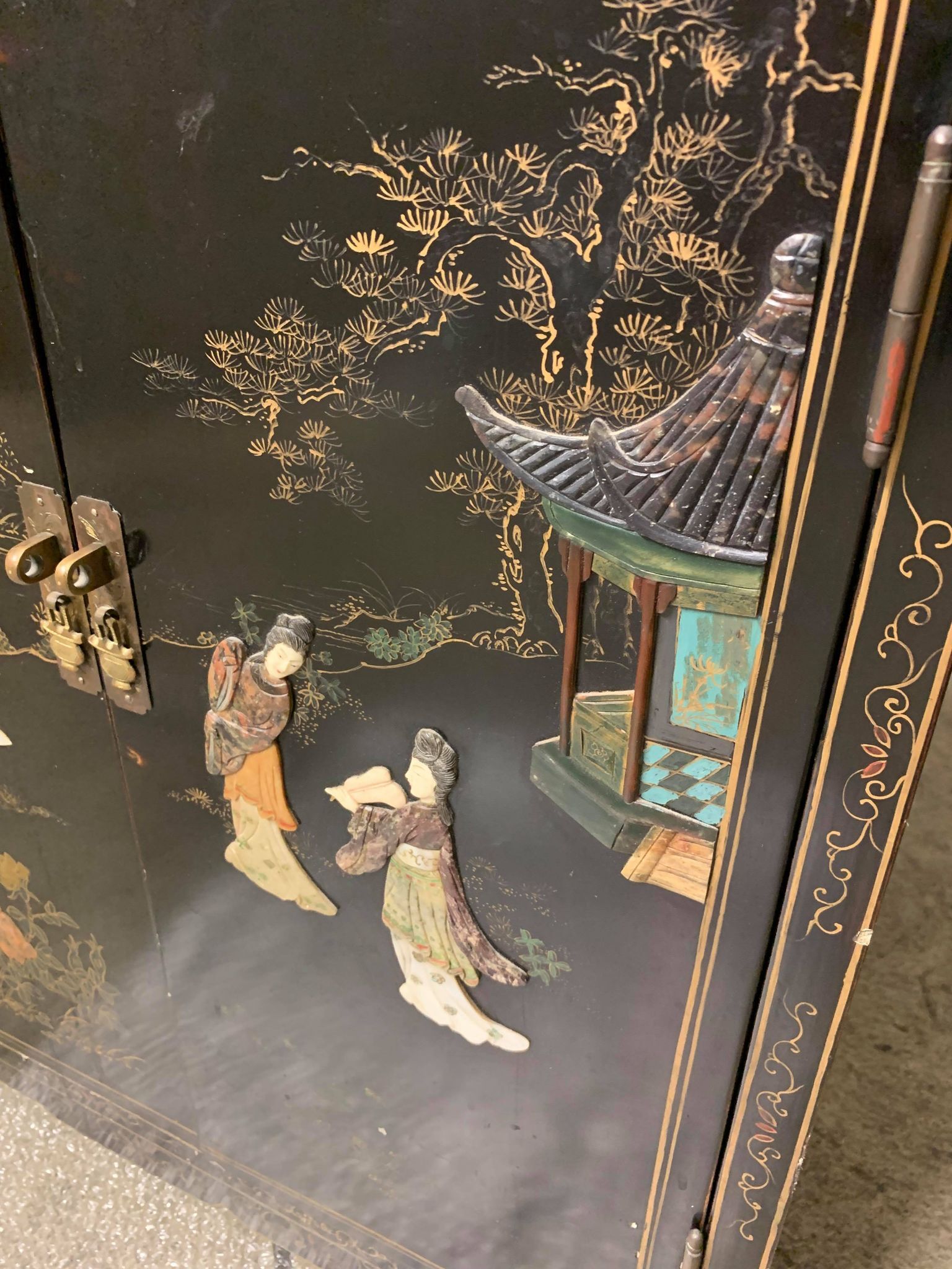 Chinese furniture