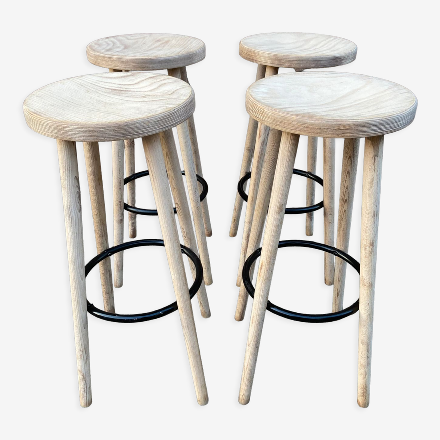 Tabourets de bar pivotants en velours gris lot de 2 chicfurn Tabourets de bar pivotants en velours gris lot de 2 chicfurn